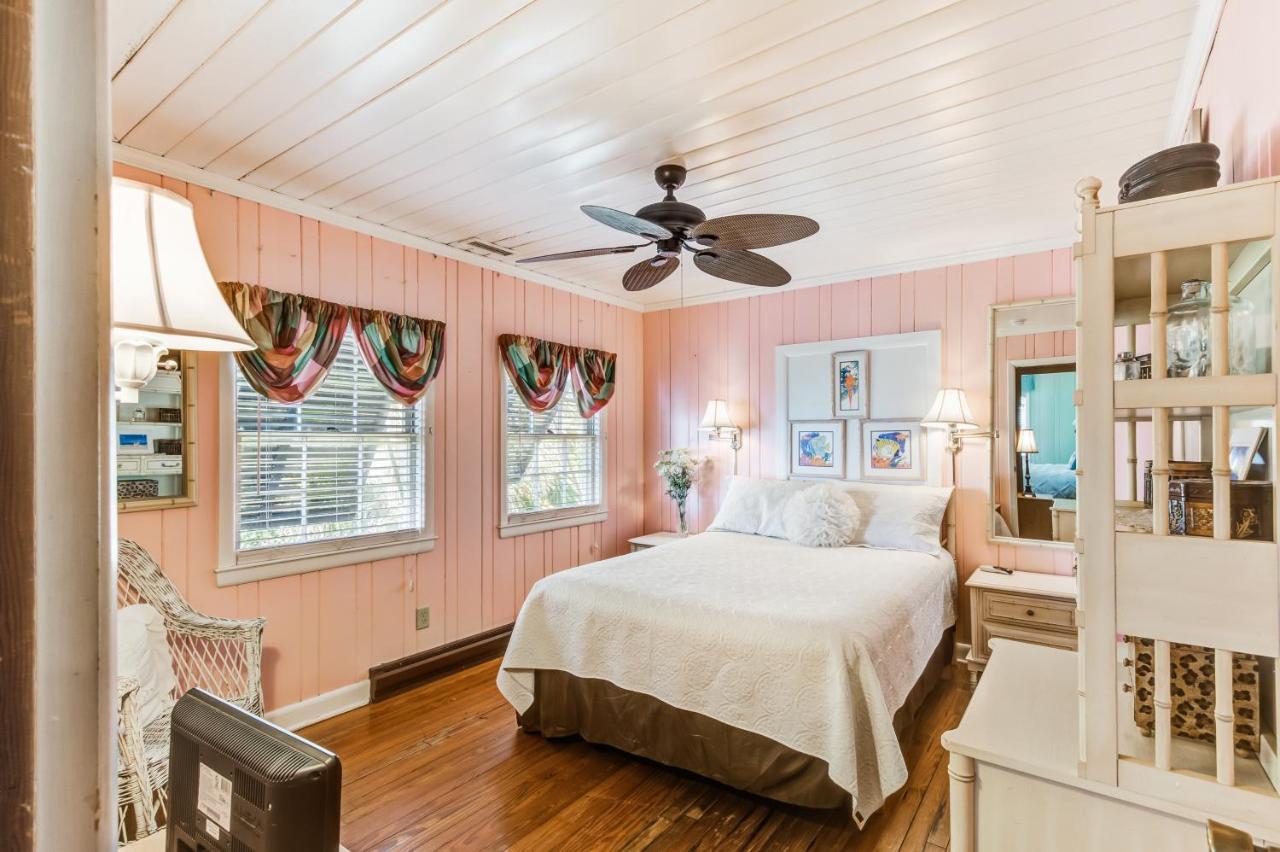 Clervue Cottage Folly Beach Exterior photo